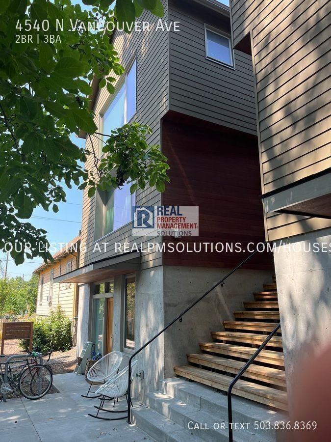 4540 N Vancouver Ave - Photo 2 of 21