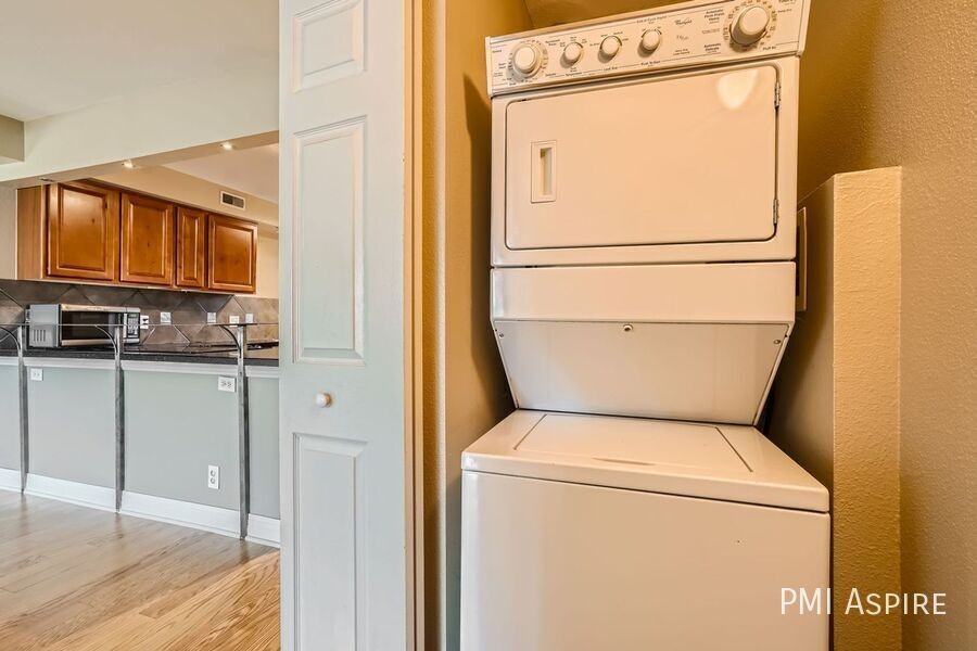 4800 Osage Dr #4 - Photo 6 of 11