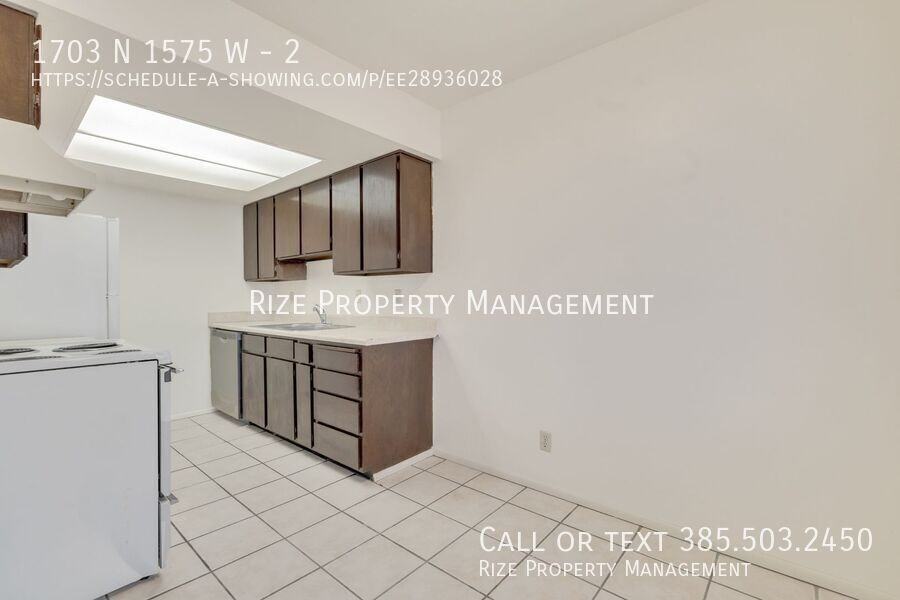 1703 N 1575 W #2 - Photo 4 of 18