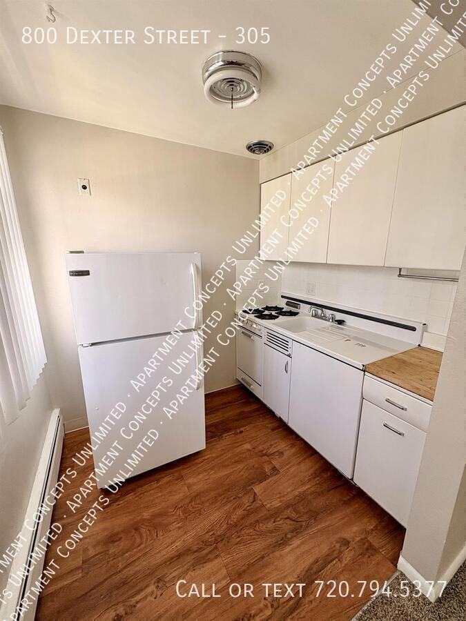 800 Dexter St #305 - Photo 5 of 10