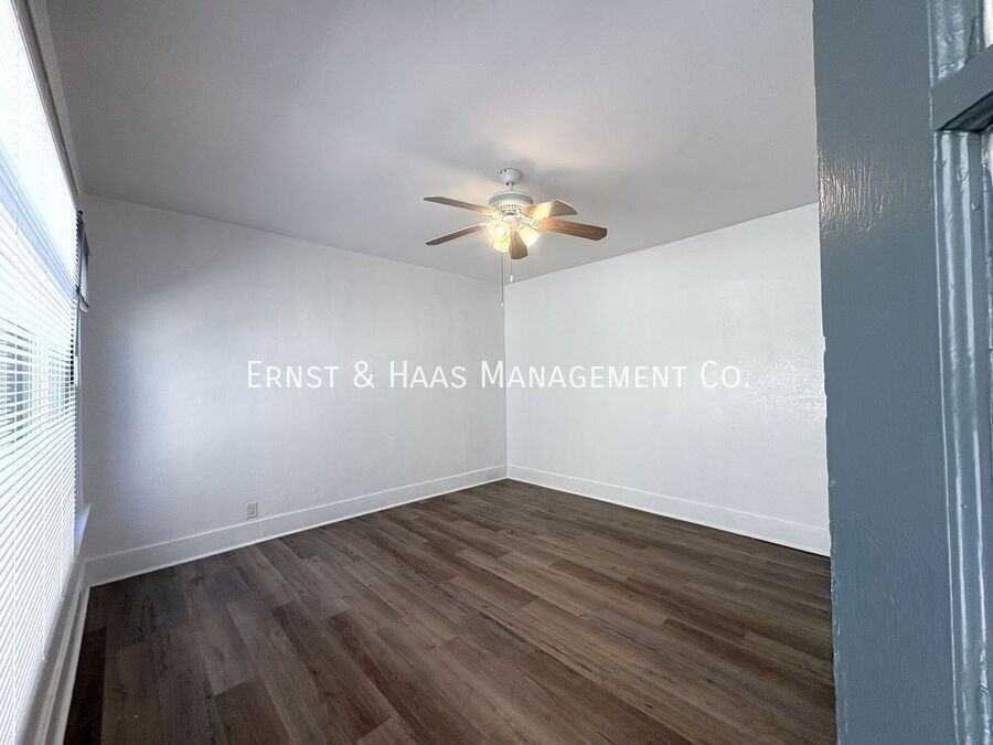 335 N Virginia Ct #D - Photo 3 of 24