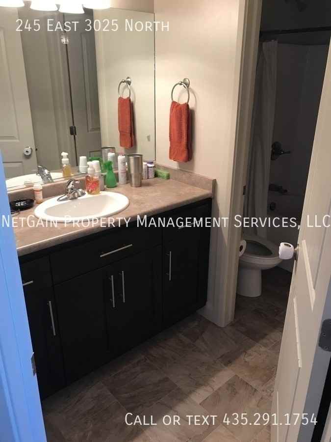 245 E 3025 N - Photo 6 of 10