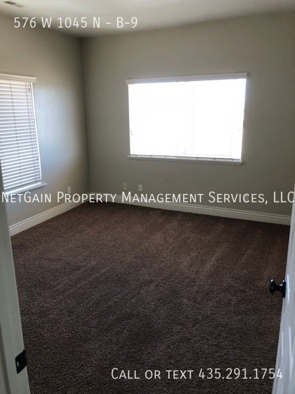 576 W 1045 N #B9 - Photo 4 of 8