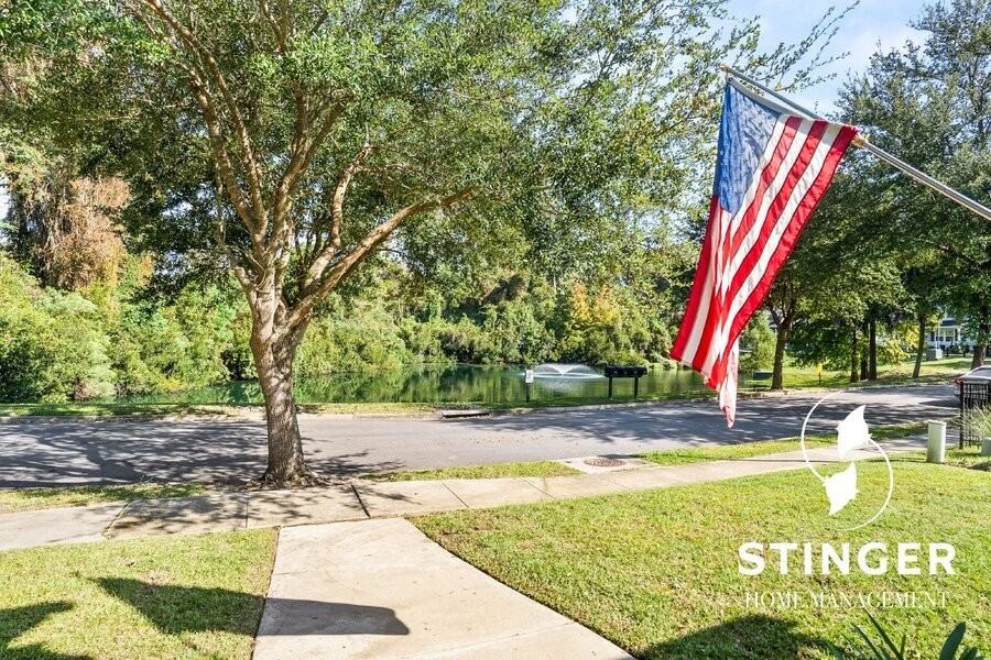 321 Coquinas Ln - Photo 4 of 36