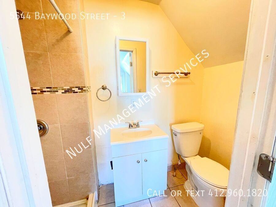 5544 Baywood St #3 - Photo 7 of 7