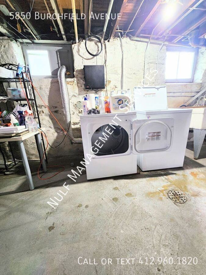 5850 Burchfield Ave - Photo 5 of 10