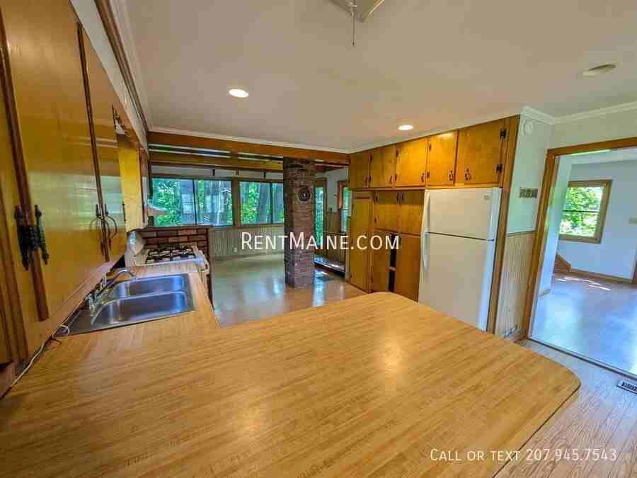 5 Wickett Ln - Photo 4 of 28