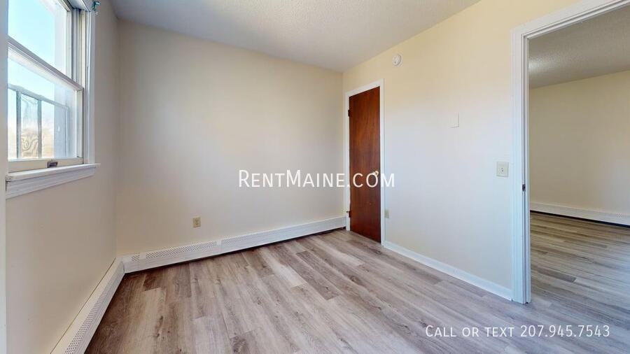 202 Main Rd #B - Photo 5 of 13