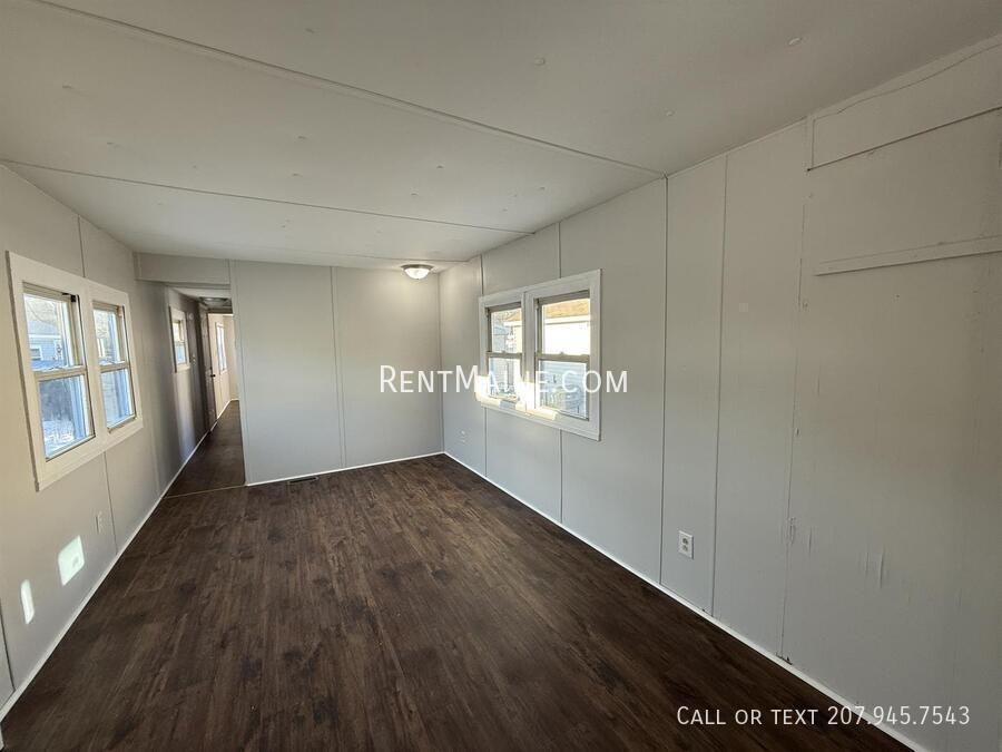 681 Main Rd N #30 - Photo 4 of 7