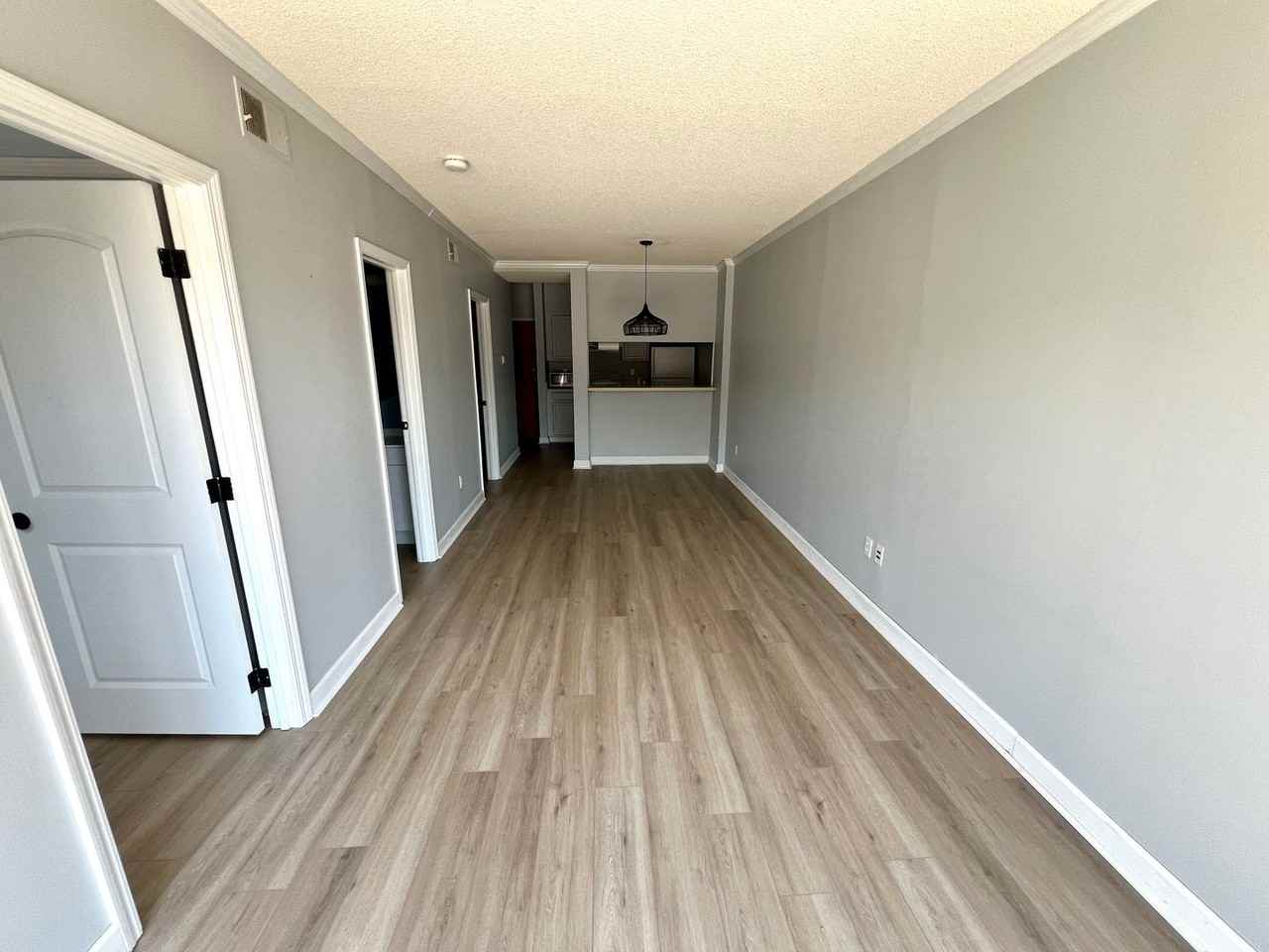 2009 Greene St #304 - Photo 4 of 11