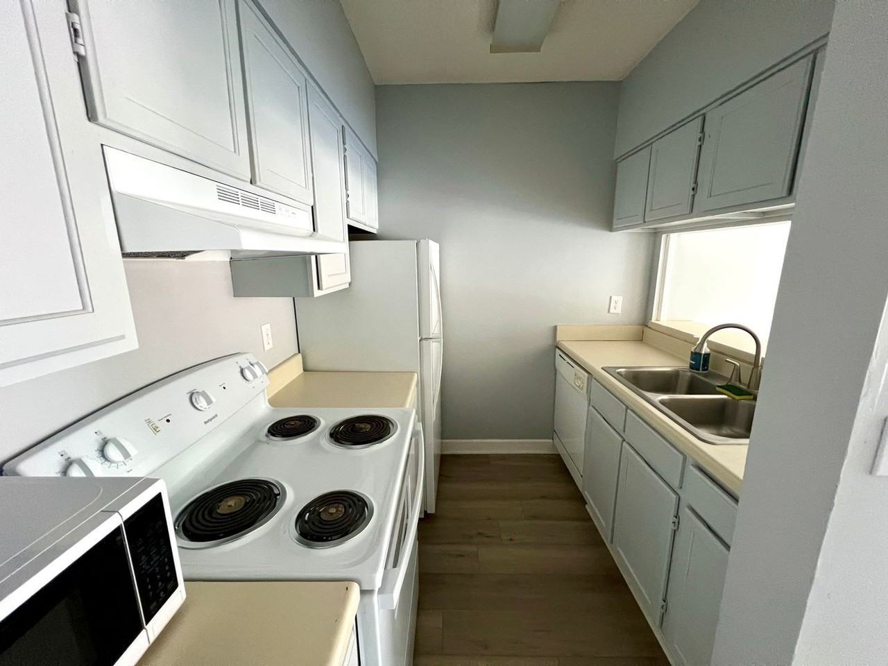 2009 Greene St #304 - Photo 5 of 11