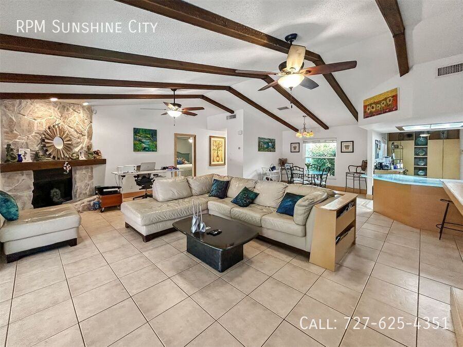 2866 Fair Green Dr - Photo 4 of 26