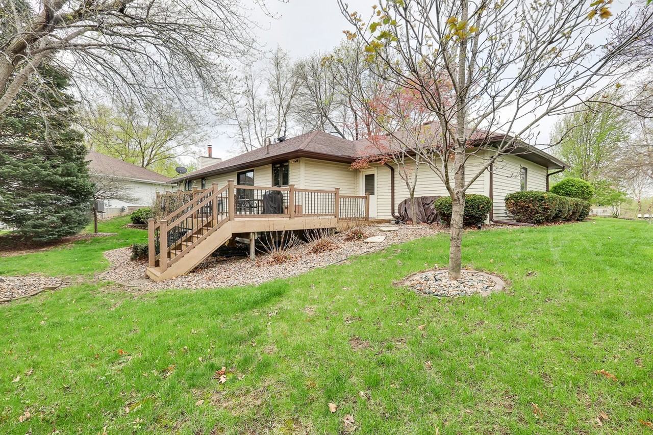 1428 Edgewood Dr - Photo 3 of 25