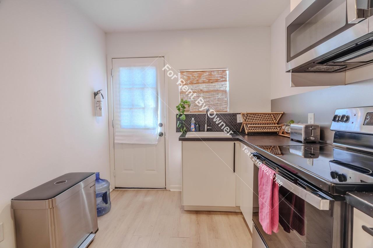 807 Dreiss St #NA - Photo 6 of 29