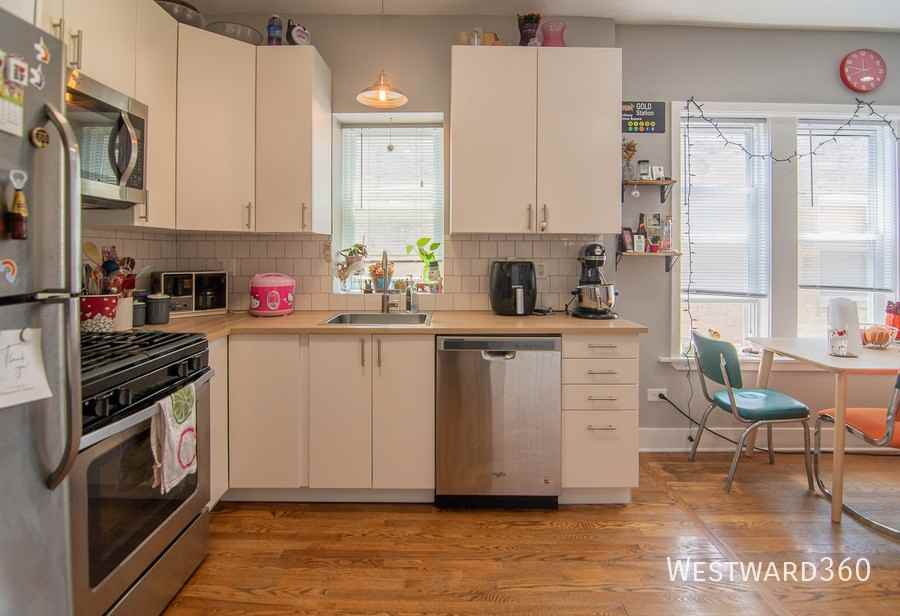 4543 N Albany Ave #3 - Photo 2 of 14