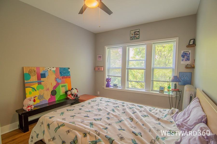 4543 N Albany Ave #3 - Photo 6 of 14