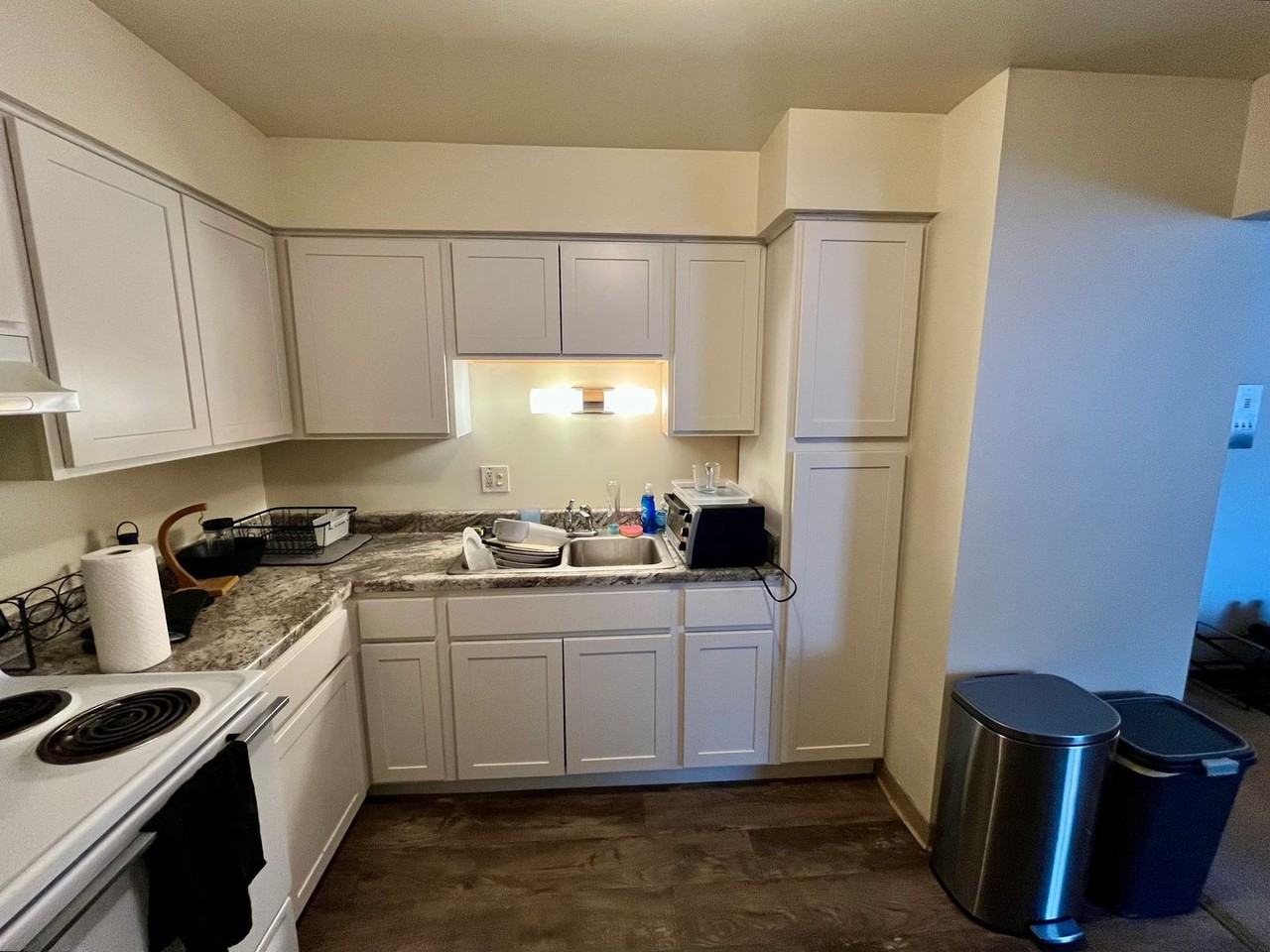 1320 E Capitol Drive - Photo 5 of 20