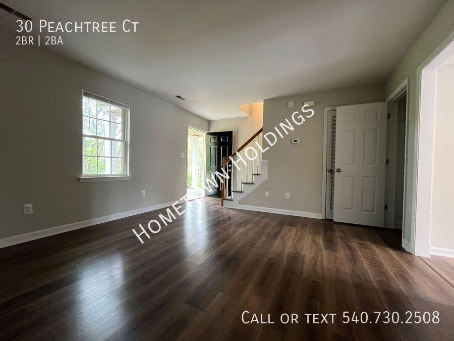 30 Peachtree Ct - Photo 3 of 13