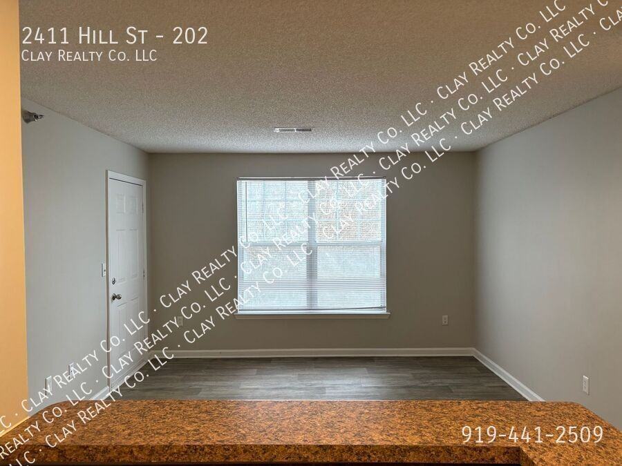 2411 Hill St #202 - Photo 6 of 22