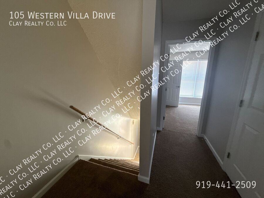 105 Western Villa Dr - Photo 4 of 30