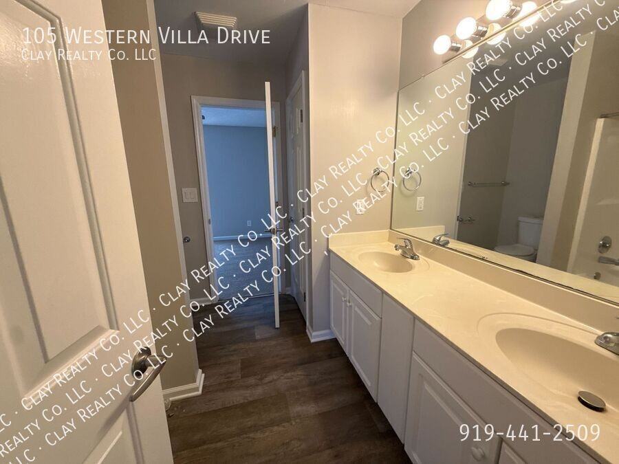 105 Western Villa Dr - Photo 5 of 30