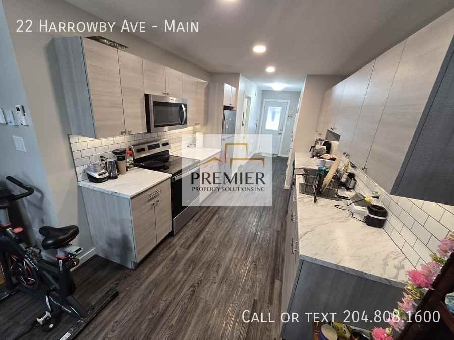 22 Harrowby Ave #MAIN