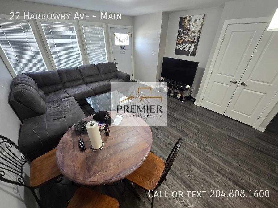 22 Harrowby Ave #MAIN - Photo 3 of 11
