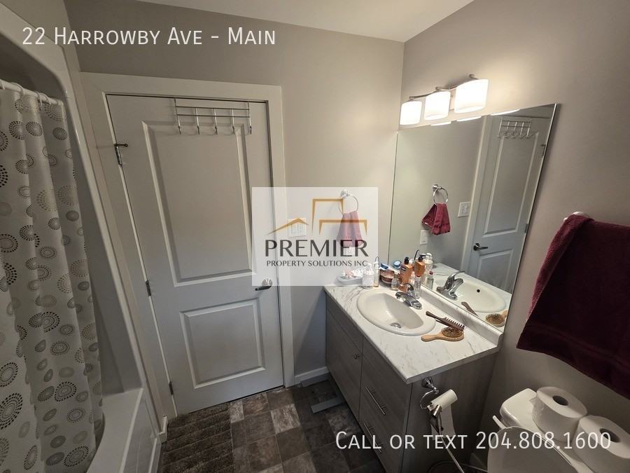 22 Harrowby Ave #MAIN - Photo 6 of 11