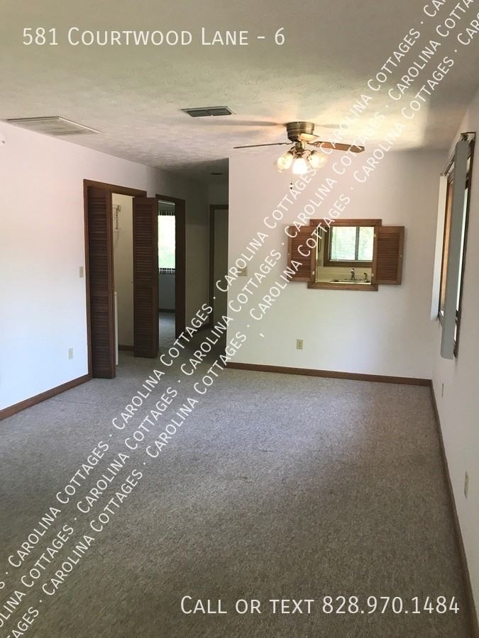 581 Courtwood Ln #6 - Photo 6 of 14