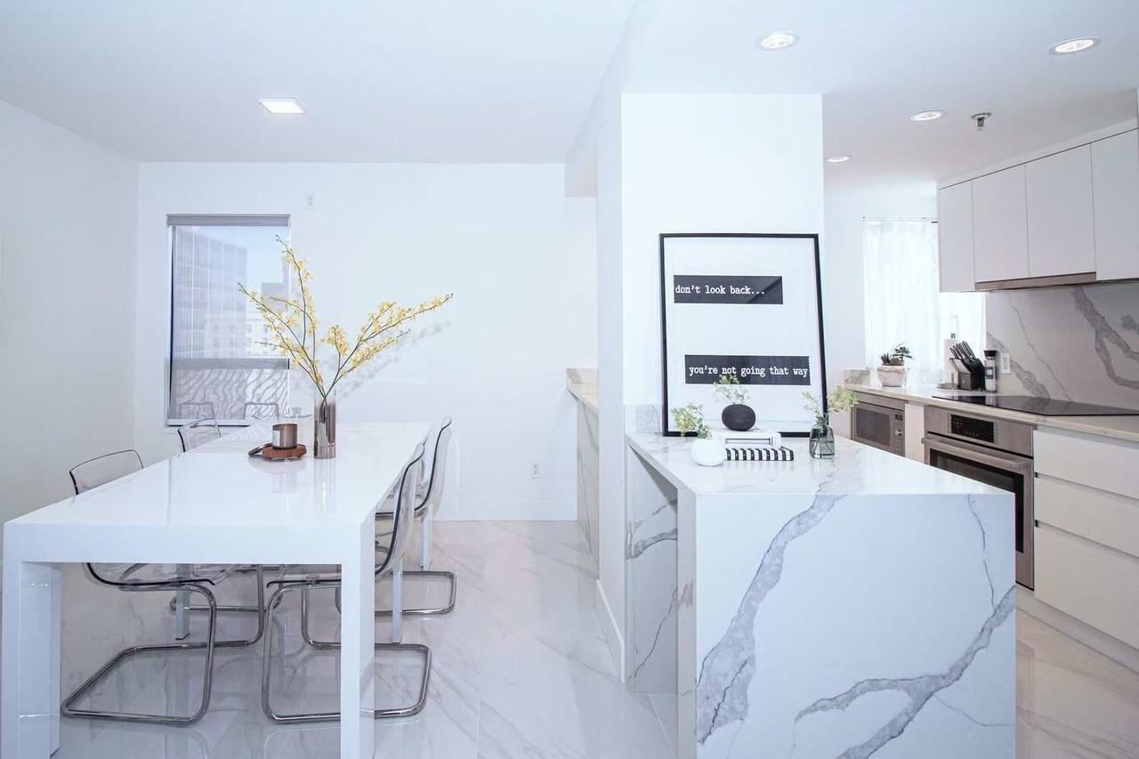 1060 Alberni Street #801 - Photo 2 of 9
