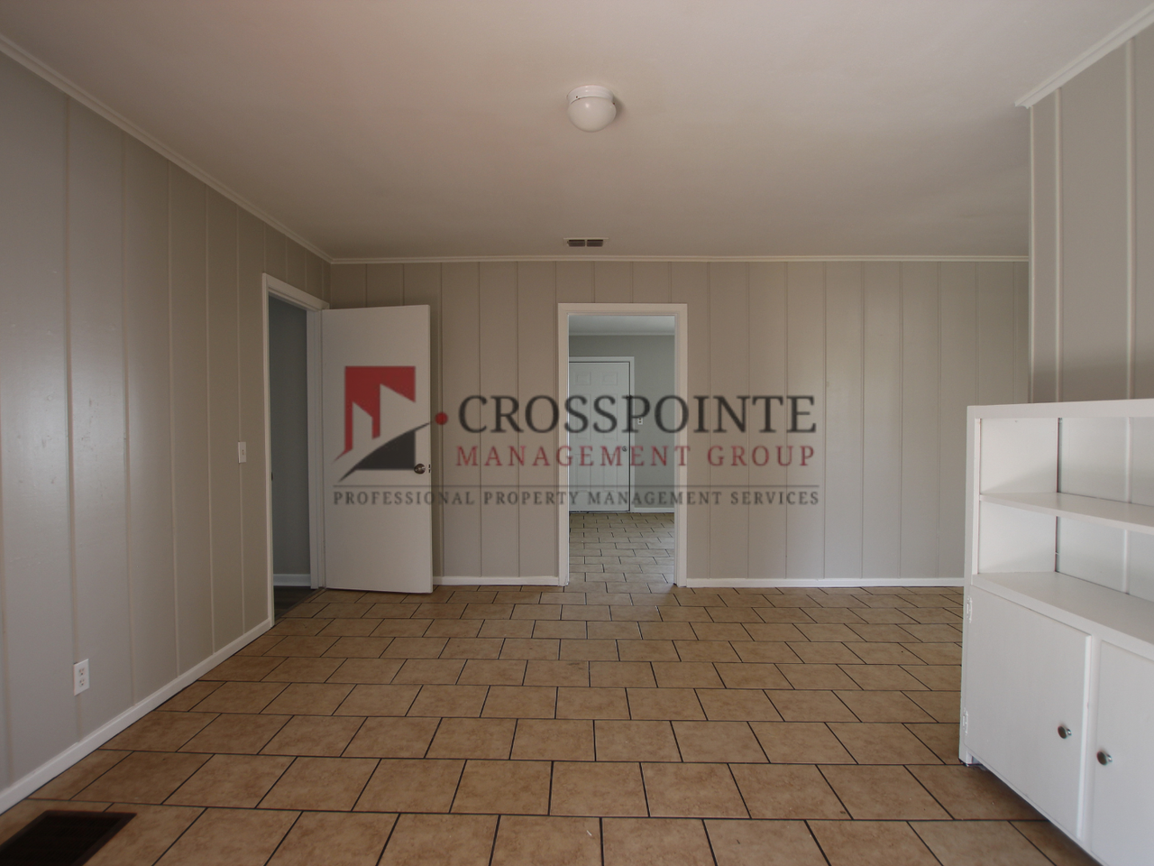 1712 Redbud Ave - Photo 7 of 21