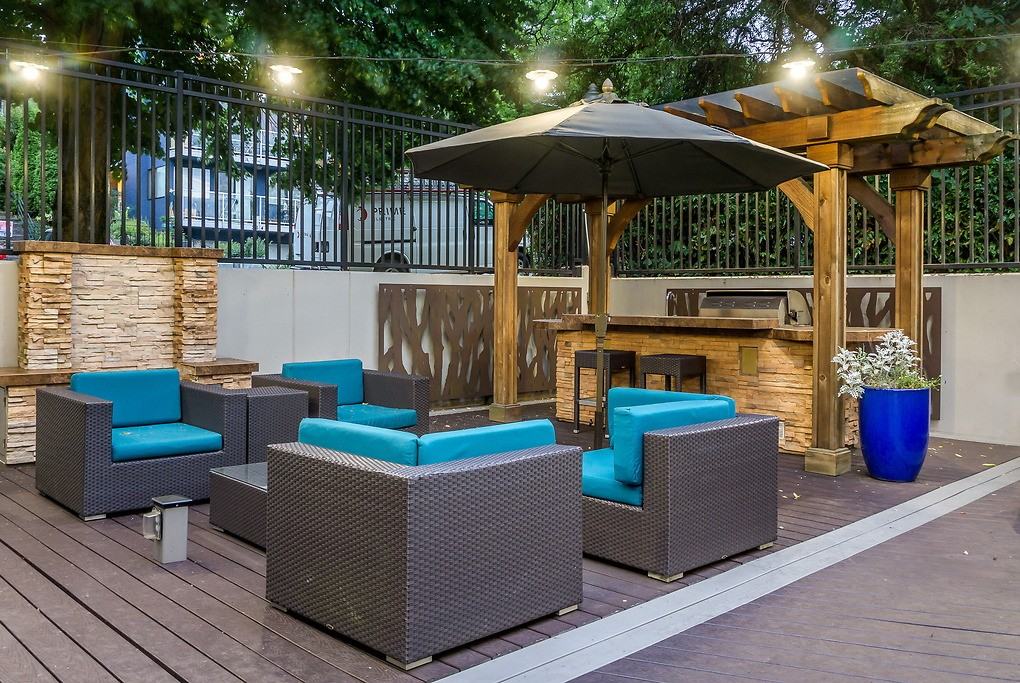 Wharfside Pointe - Photo 5 of 36