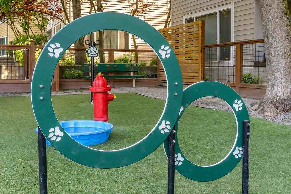 Wharfside Pointe - Photo 6 of 36