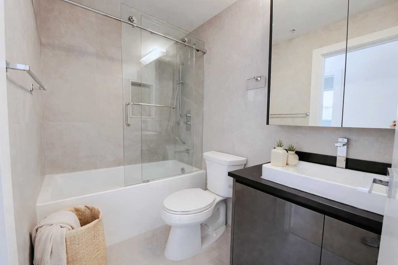 1150 Bute Street #802 - Photo 7 of 13