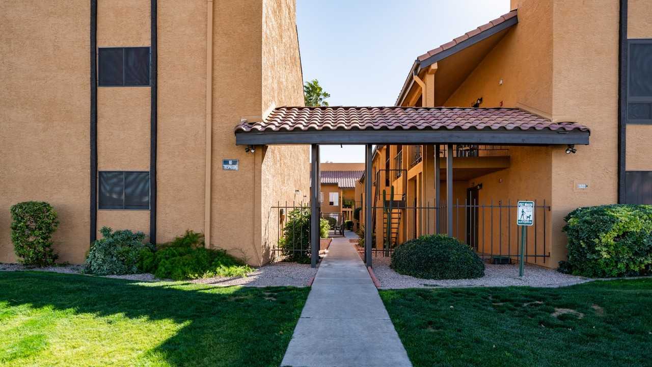 1831 West Mulberry Drive, Unit 242 - Photo 4 of 22
