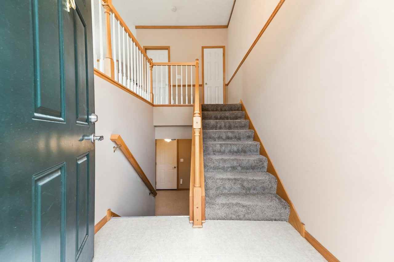 15726 Frisian Lane - Photo 4 of 46