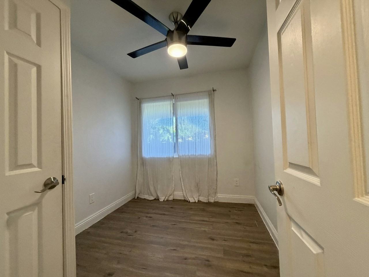 3238 Ashford Street - Photo 6 of 20