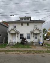 1400 Woodlawn Avenue, Unit 1400 Woodlawn - Photo 1 of 1