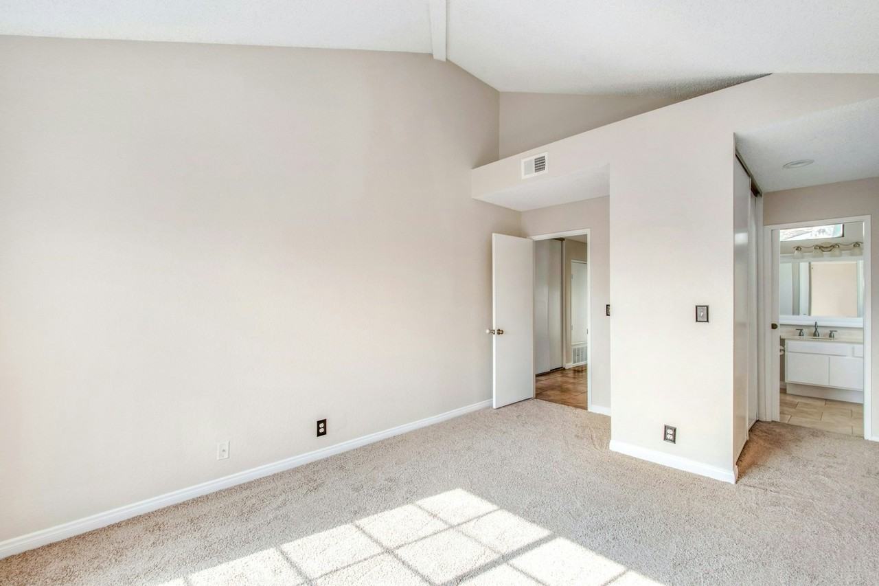 4900 North Grand Avenue - Photo 7 of 14