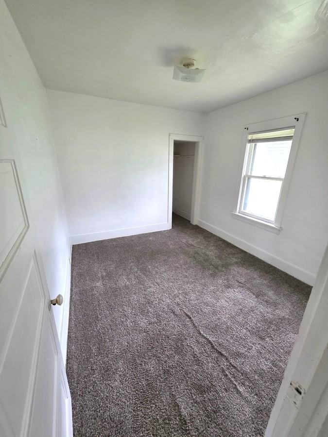 751 Leonard Ave - Photo 6 of 6
