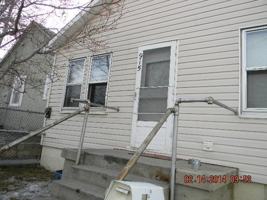 featured image of 915 Lee St #1-2