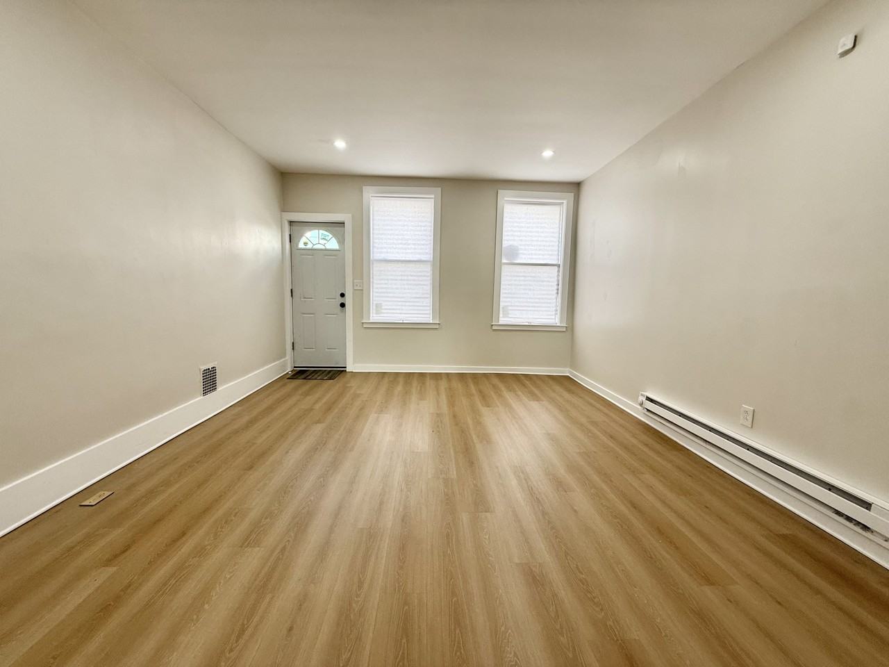 1945 N Stanley St - Photo 6 of 16