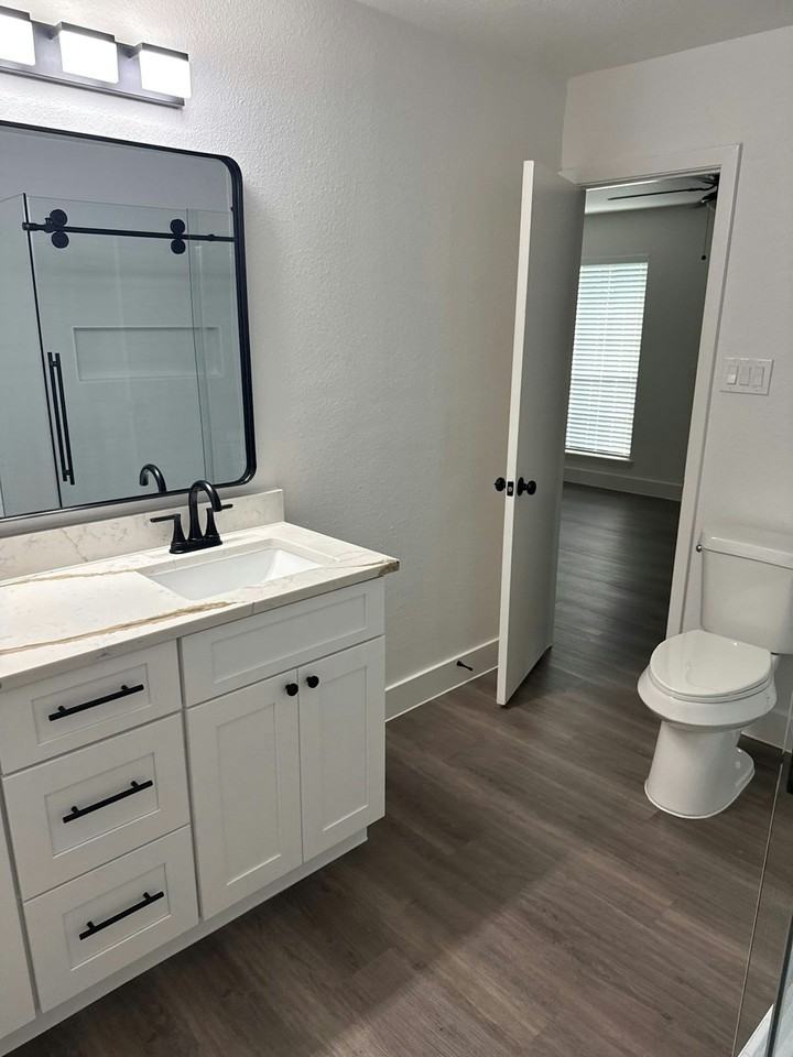 4510 Bungalow Lane - Photo 4 of 7