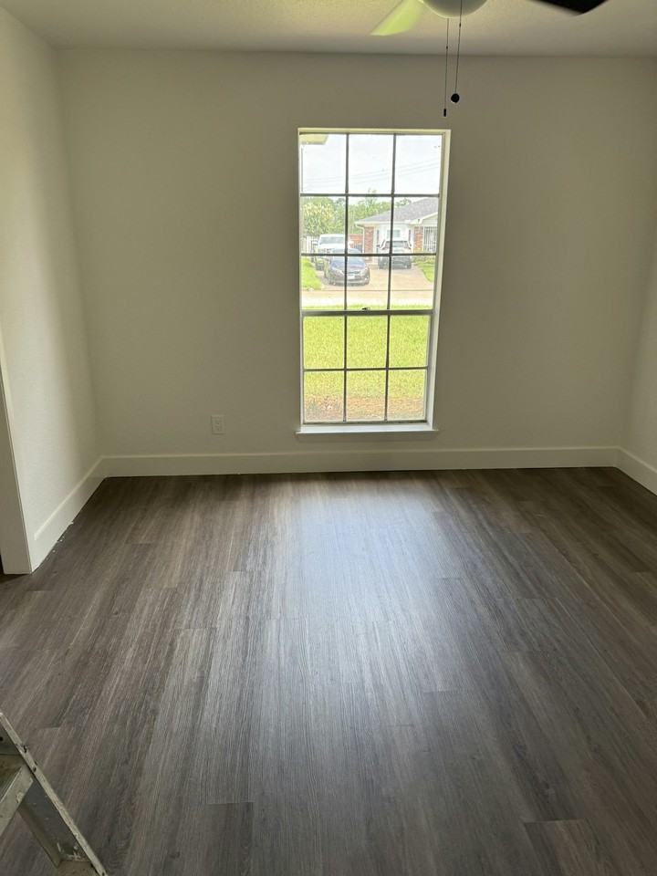 4510 Bungalow Lane - Photo 6 of 7