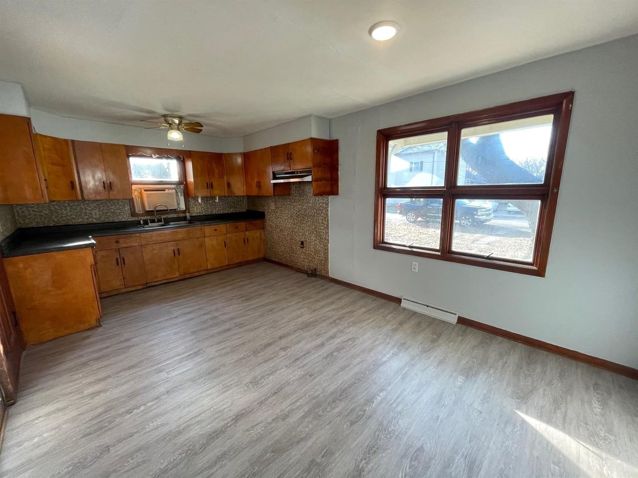 101 N Virginia Ave #N - Photo 3 of 20