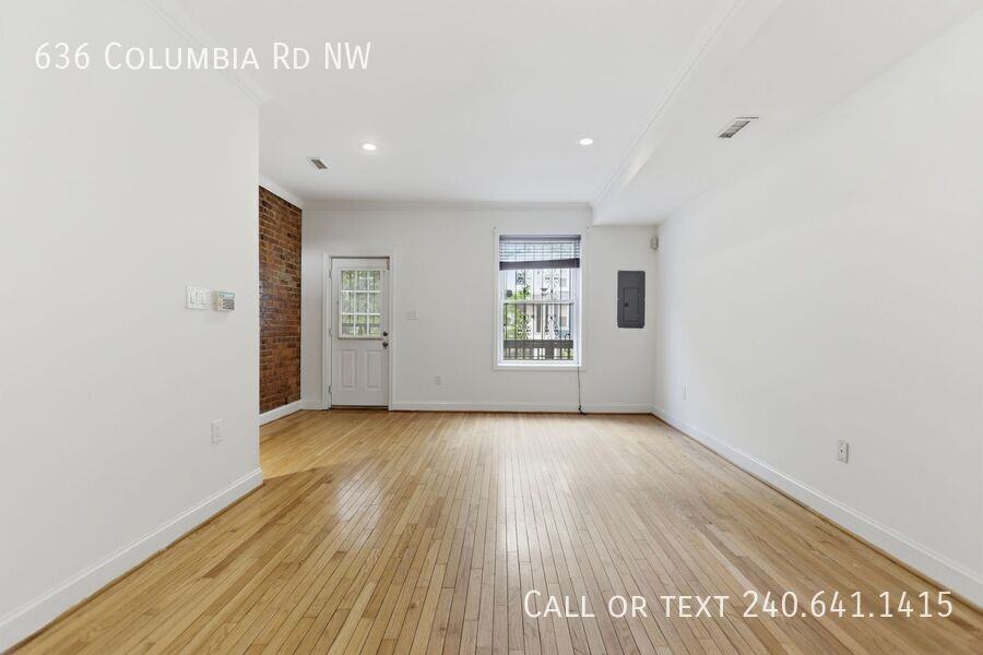 636 Columbia Rd Nw - Photo 3 of 23