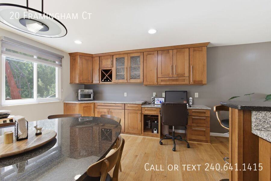 20 Framingham Ct - Photo 5 of 34