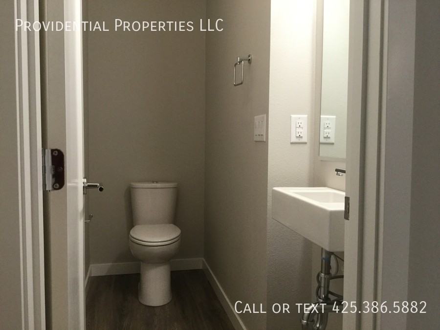 1571 139th Ln Ne - Photo 6 of 14
