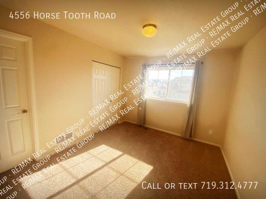 4556 Horse Tooth Rd - Photo 5 of 26