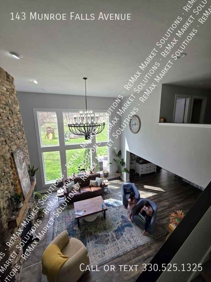 143 Munroe Falls Ave - Photo 7 of 20